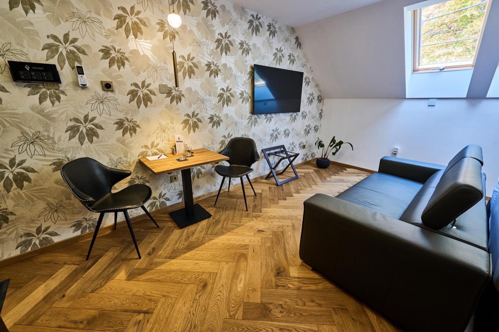 Grandis Premium Apartments Godollo Luaran gambar